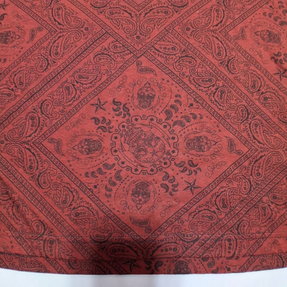 Aces & Idols Graphic T Shirt Mens XL Red Paisley Print Pocket Short Sleeve - Picture 2 of 5
